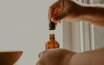 أنواع العطور وأتيكيت وضعها